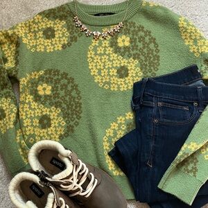 Chic Floral Green Sweater